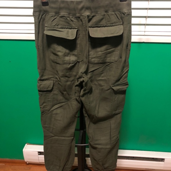 Aritzia cargo pants - Picture 3 of 3